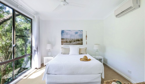 Studio, Lake View, Poolside