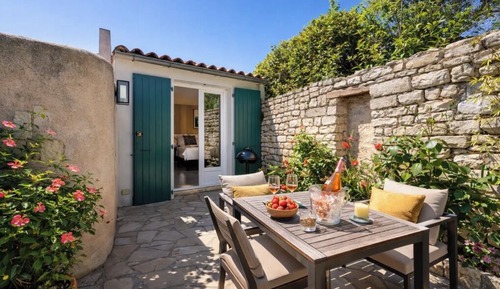 Signature Studio, Patio (N1 Sterne Arctique)