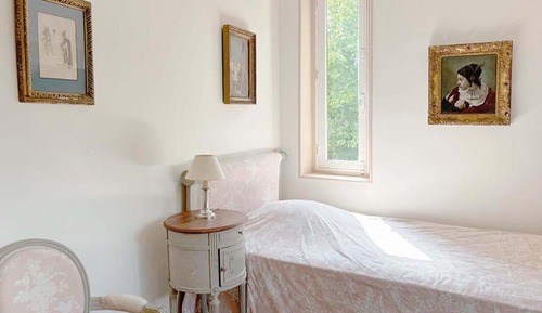 Classic Single Room, Garden View