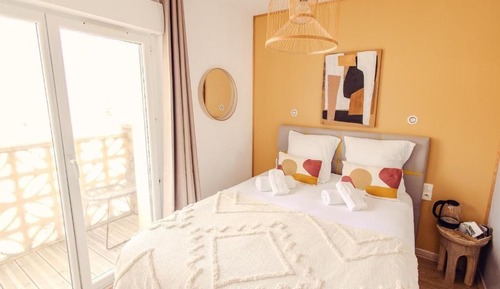 Double Room, Balcony, Partial Sea View