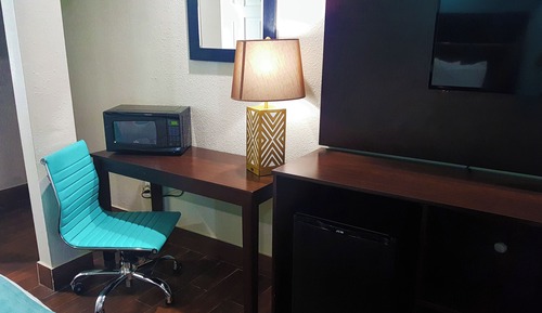 Comfort Double Room, Multiple Beds, Pool View, Poolside