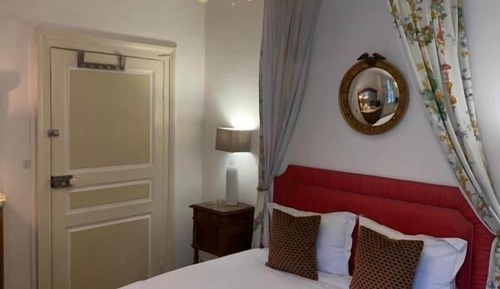 Triple Room, City View