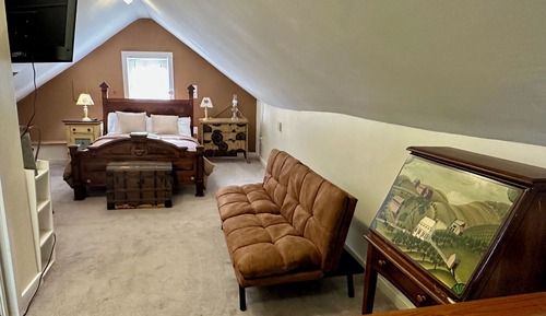 Economy Room, 1 Queen Bed with Sofa bed, Non Smoking