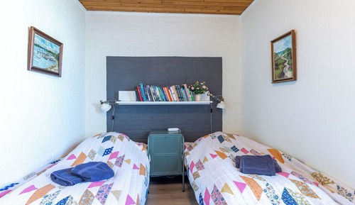 Apartment, Pets Allowed