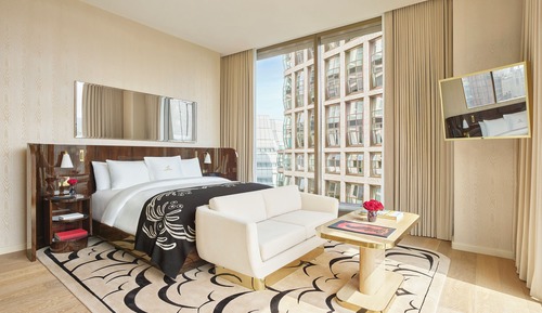 Signature Corner King Room Hearing Accessible