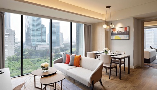 Swiss Signature Suite with Panorama View