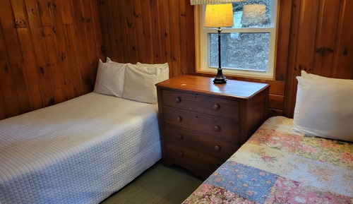 Cabin 2, Patio, Lake View