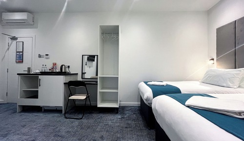 Family Suite, Multiple Beds, Non Smoking, Air conditioning