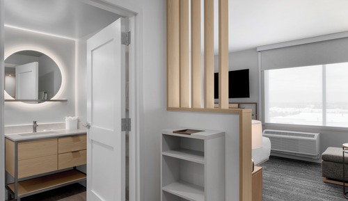 Studio, 1 King Bed with Sofa bed (Hearing Accessible)