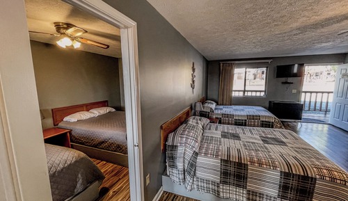 Grand Double Room, Balcony, Hill View