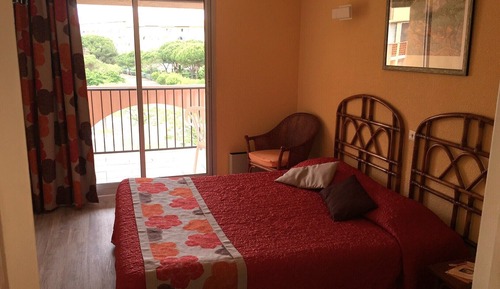 Standard room on the Aqualand side with terrace, not air-conditioned