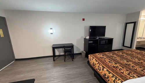 Single Room, 1 King Bed