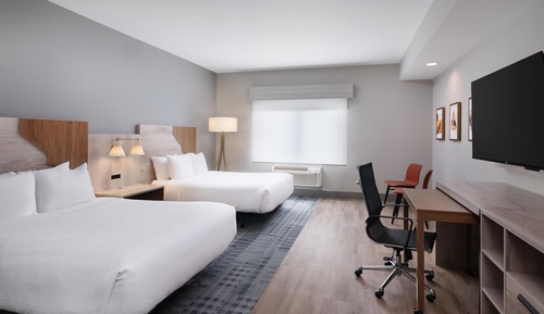Standard Room, 2 Queen Beds, Accessible, Kitchenette