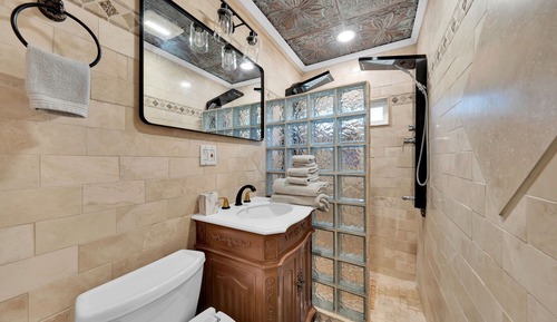 Mays Luxury Sunset Cabin with Loft