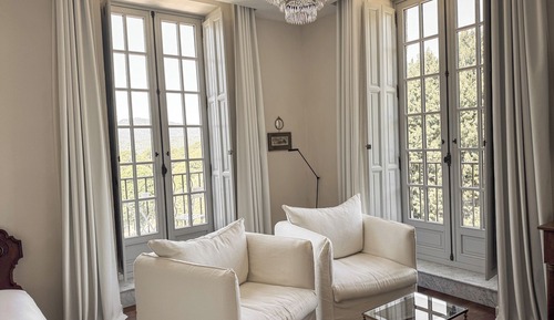 Standard Suite, Balcony, Mountain View