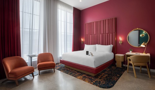 Royal Room, 1 Bedroom, Executive Level