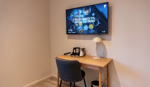 Deluxe Double or Twin Room