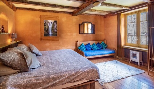 Comfort Room, Mountain View