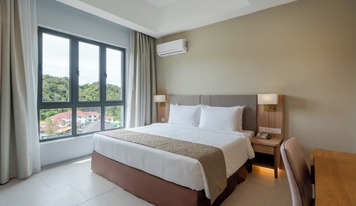 3 Bedroom Family Residence