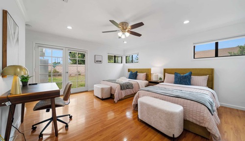 House (2 Bedrooms)