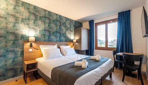 Deluxe Double Room, Private Bathroom