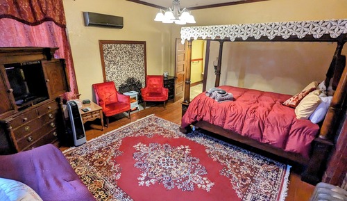 Room, Private Bathroom