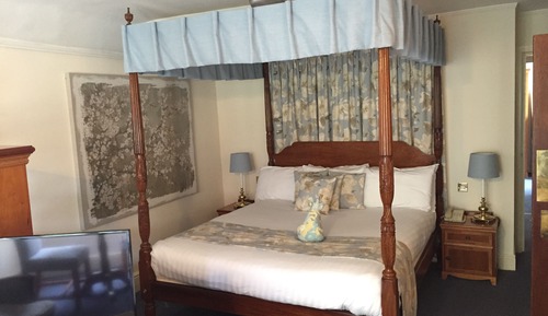 Four Poster Family Suite