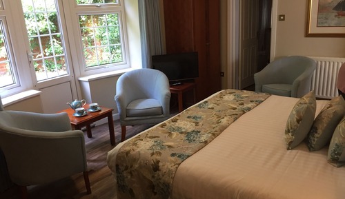 Standard Family Interconnecting Room