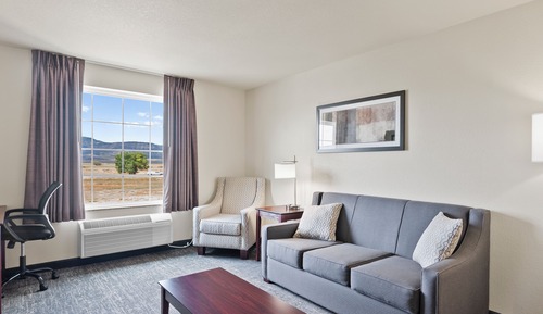 Suite, Non Smoking (Extended Stay, Audible/Visual alert)