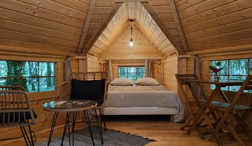 Premium Cabin, 1 Double Bed, Hot Tub, Garden Area