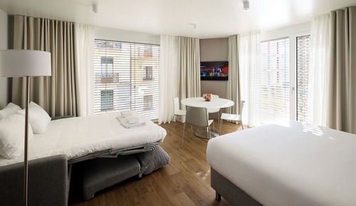 Deluxe Studio Suite