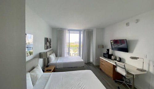 Deluxe Studio, 2 Double Beds, Balcony