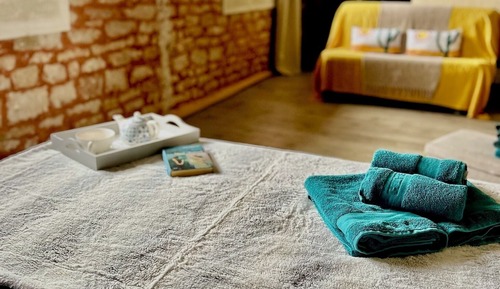 Room, Multiple Beds, Hill View