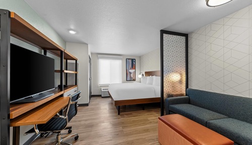 Standard Room, 1 King Bed, Non Smoking