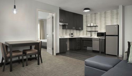 Suite, 1 Bedroom (Mobility Accessible, Tub)