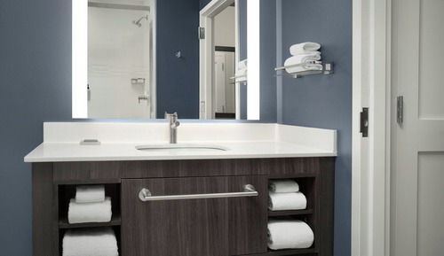 Studio, Multiple Beds (Hearing Accessible)