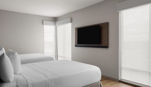 Room, Multiple Beds, Accessible Bathtub