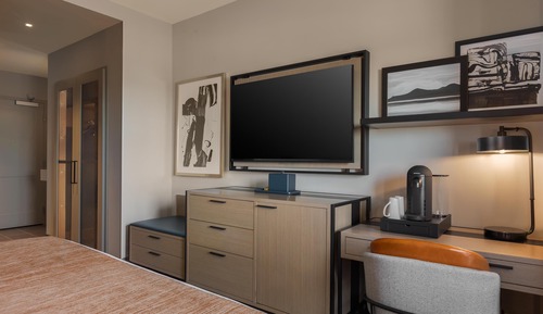 Signature Room, 1 King Bed