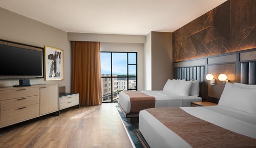 Standard Room, 2 Queen Beds, Bathtub (Mobility & Hearing)