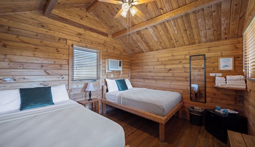 Basic Cabin [9,10] Double Beds, Shared Bathhouse