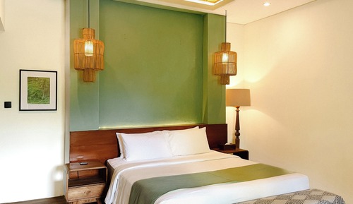 Deluxe Room, Balcony
