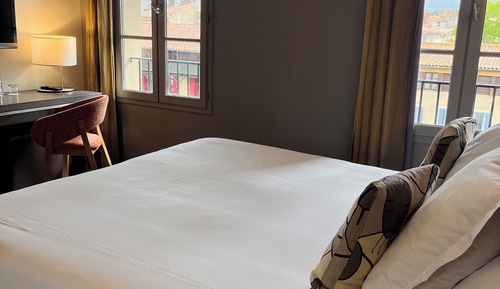 Deluxe Double Room, River View