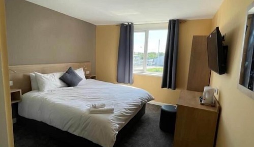 Deluxe Double Room, City View