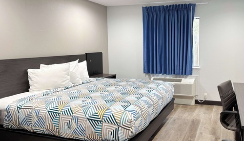 Standard Room, 1 King Bed, Non Smoking