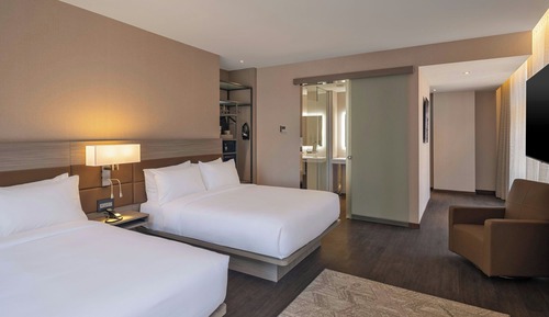 Classic Room, 2 Queen Beds, City View (Mobility/Hearing Accessible, Tub)