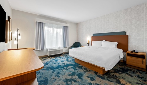 Room, 1 King Bed, Accessible (Hearing)
