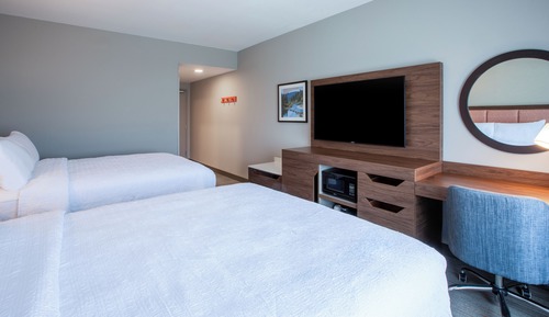 Room, 2 Queen Beds, Refrigerator