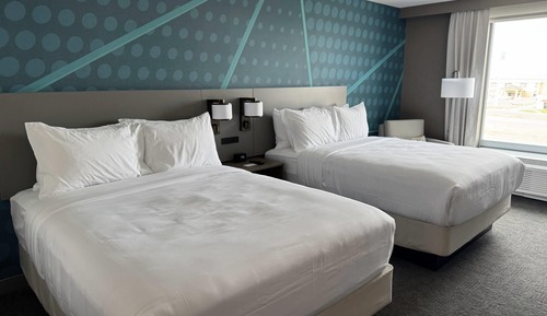 Room, 2 Queen Beds, Accessible, Non Smoking