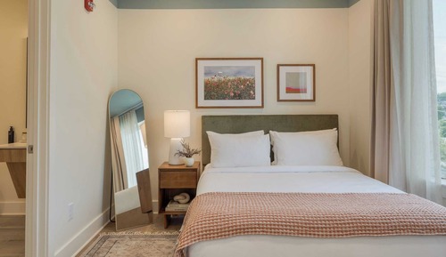 1 Bedroom Suite Accessible