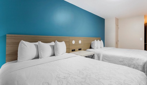 Premium Room, 2 Queen Beds (Upgraded Bedding & Snack, Smoke Free)